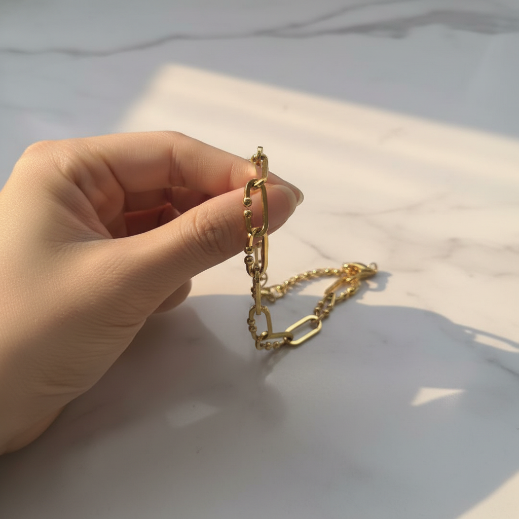 「XINXINIO」ゴールドC型留め具チェーンブレスレット ダブルレイヤーデザイン