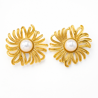 Flower Pearl Earrings - Elegant Gold Design, Gorgeous Beauty