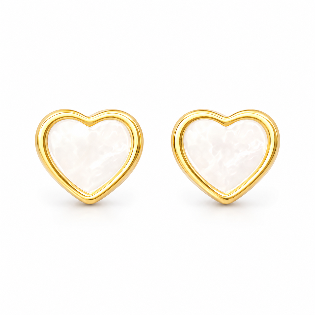 Cute white shell heart earrings with gold frame. Made of pure white Kamado.