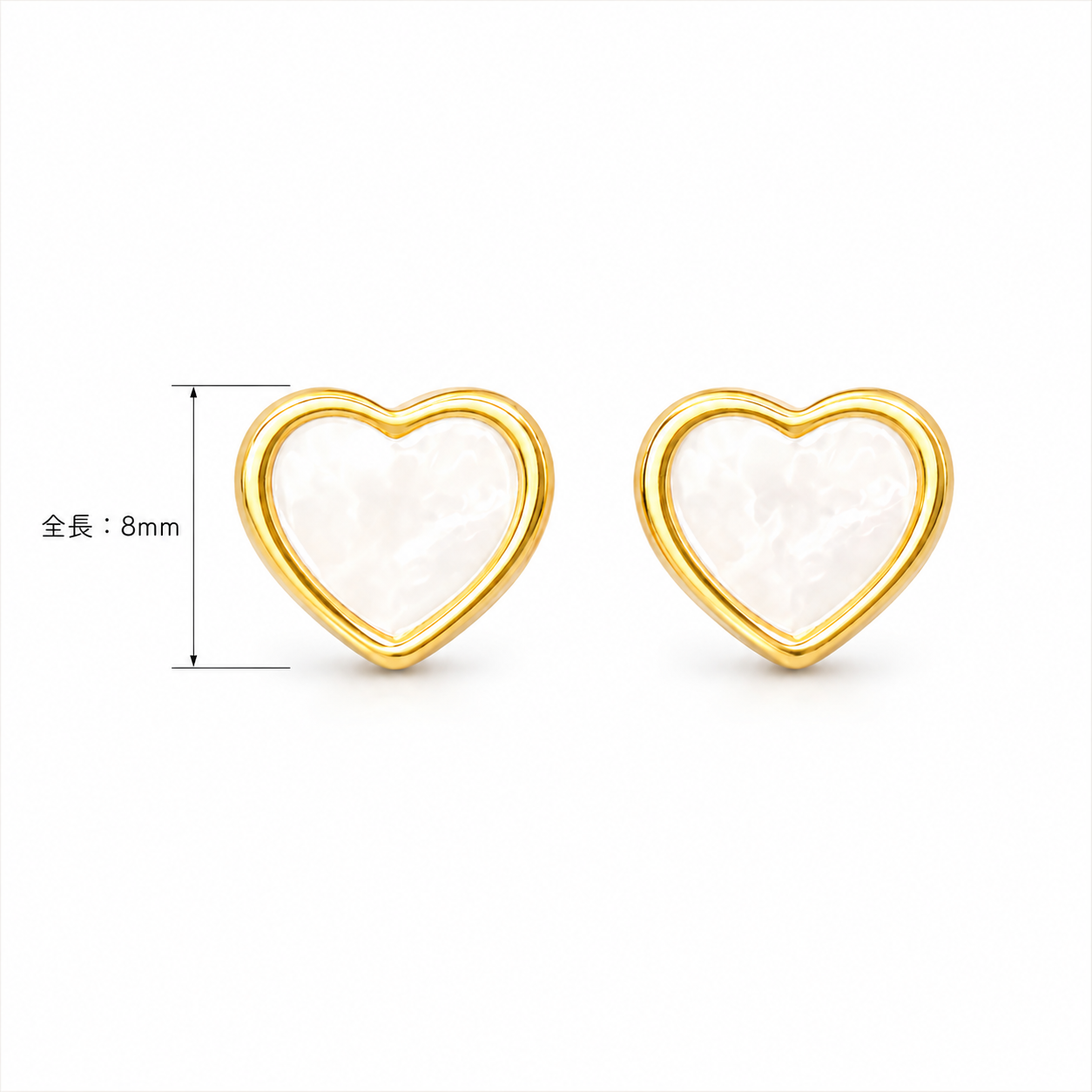 Cute white shell heart earrings with gold frame. Made of pure white Kamado.